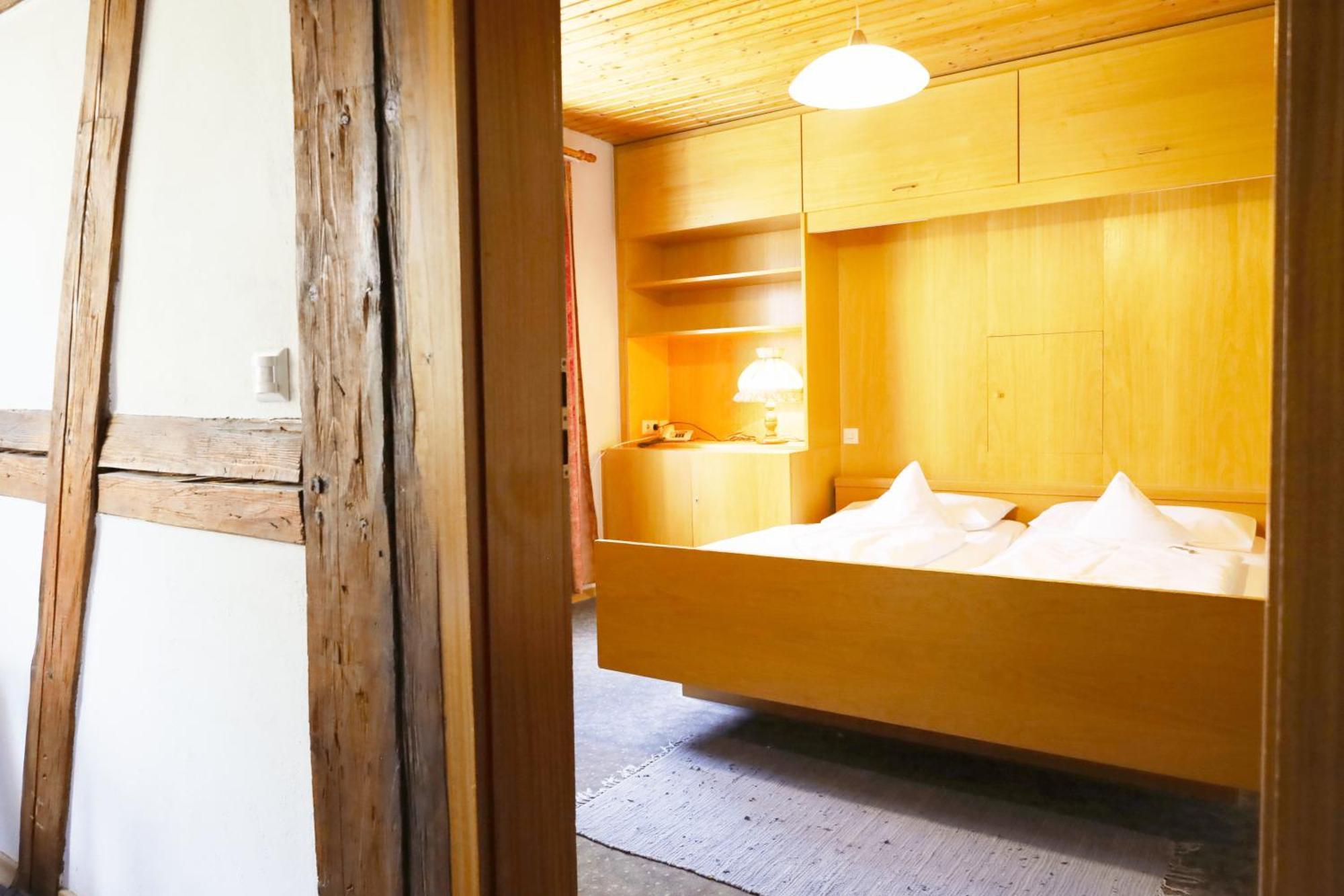 Hotel Gasthof Zur Post Wolfegg Exterior foto